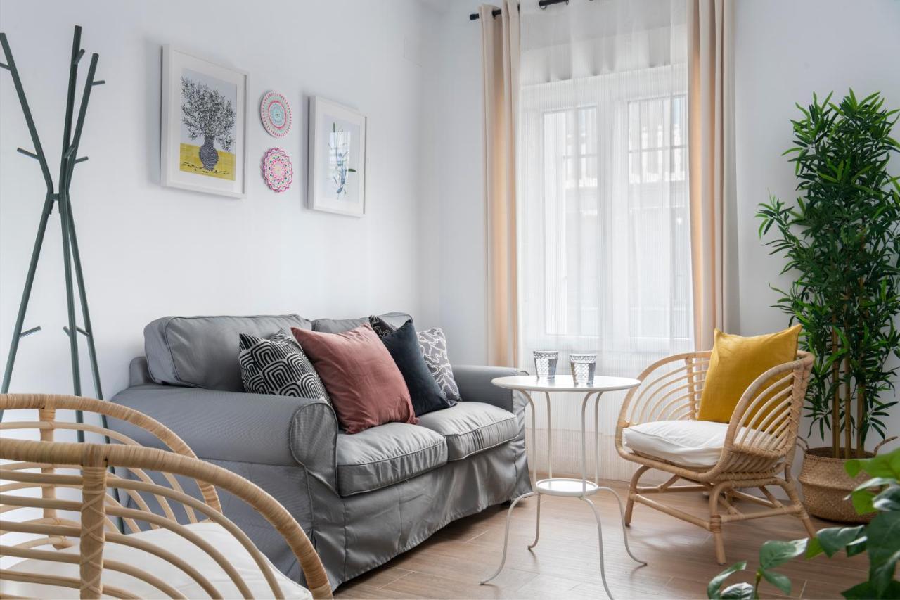 Mino Suite Apartment Севиля Екстериор снимка