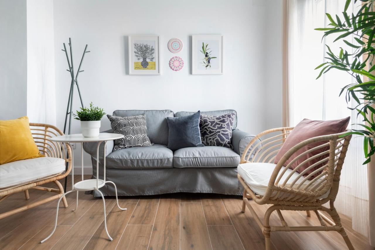 Mino Suite Apartment Севиля Екстериор снимка