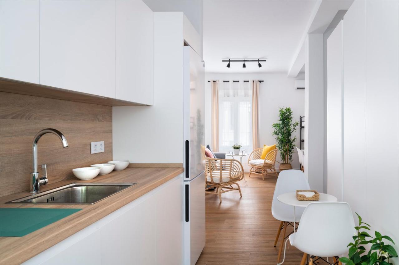 Mino Suite Apartment Севиля Екстериор снимка